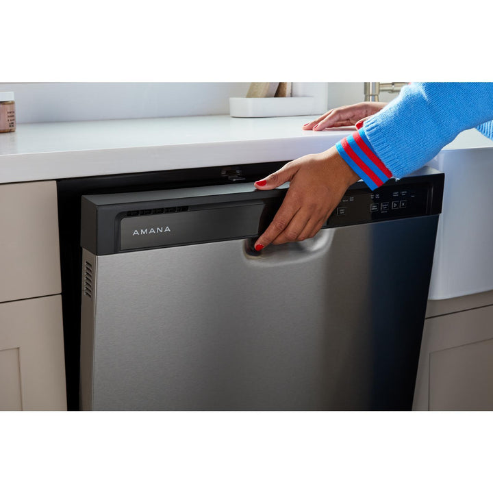 Amana Dishwasher 24", Triple Filter, Midnight interior