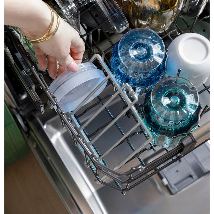 Café CustomFit Stainless Interior Dishwasher with UltraWash and Dual Convection UltraDry Matte White