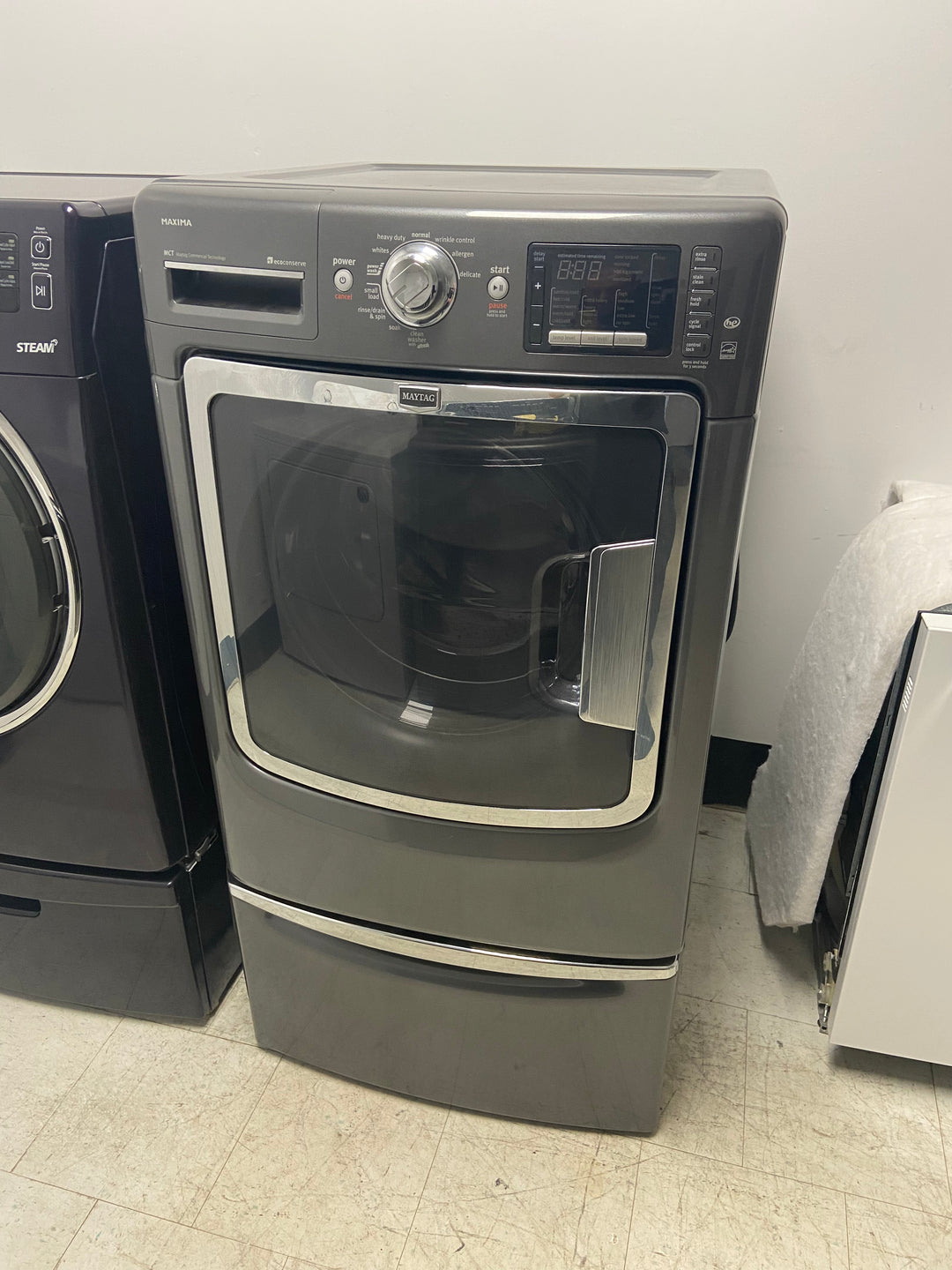 [USED] Maytag Maxima Washer with Pedestal and New Gasket - Chrome