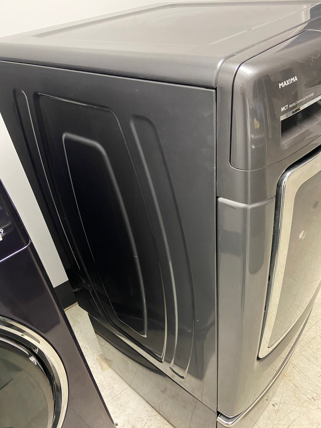 [USED] Maytag Maxima Washer with Pedestal and New Gasket - Chrome