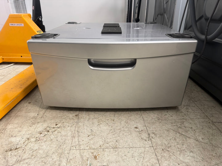 [USED] Samsung Pedestal Washer/Dryer Pedestal 27"