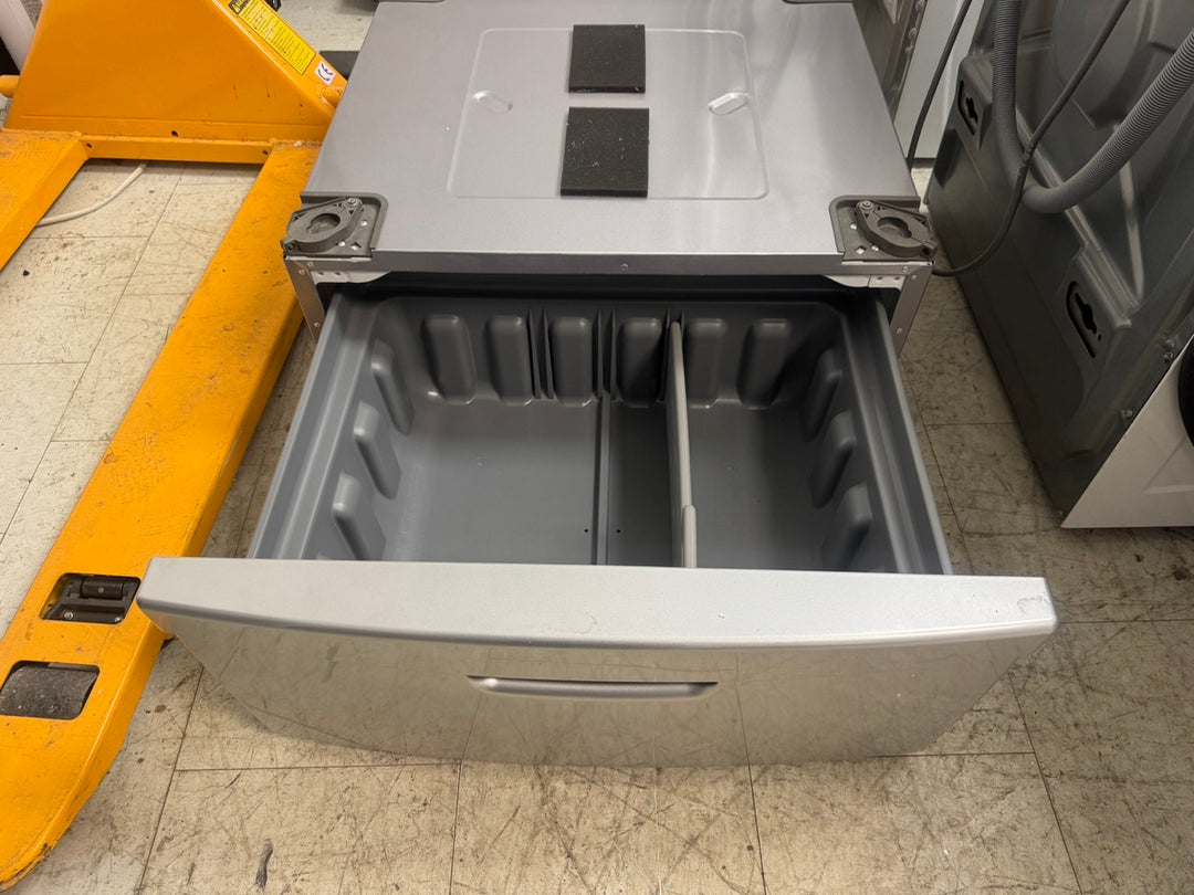 [USED] Samsung Pedestal Washer/Dryer Pedestal 27"