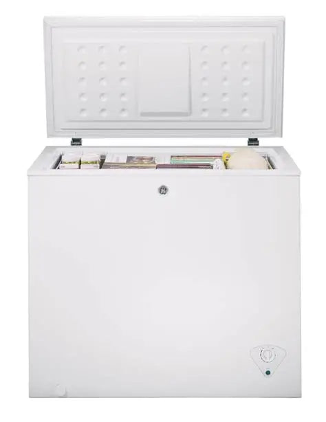 GE® 7.0 Cu. Ft. Manual Defrost Chest Freezer White