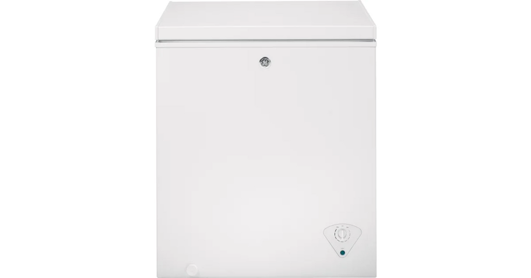 GE® 5.1 Cu. Ft. Manual Defrost Chest Freezer White