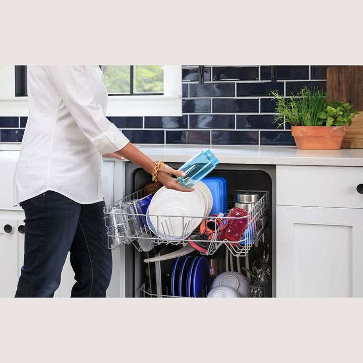 GE 24" Built-In Front Control Dishwasher White