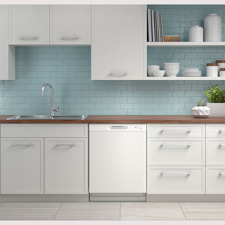 GE 24" Built-In Front Control Dishwasher White